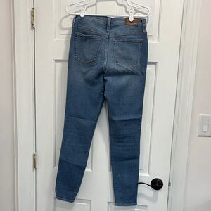 Madewell Skinny Jeans in Classic Blue